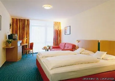 Schwarzwaldhotel فندق غينغنباخ