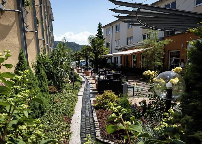 Schwarzwaldhotel فندق 4*